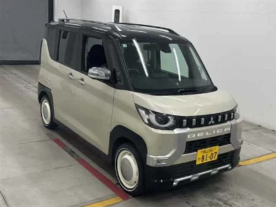 MITSUBISHI DELICA MINI