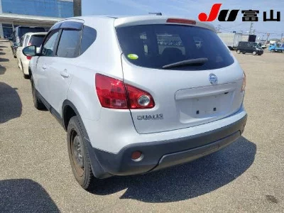 NISSAN DUALIS