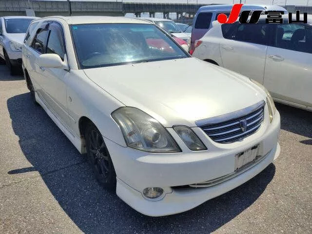 Toyota Mark II Wagon Blit  с аукциона в Японии