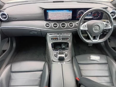 MERCEDES BENZ E CLASS