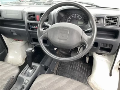 Mazda Scrum Truck