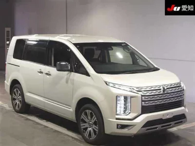 MITSUBISHI DELICA D:5