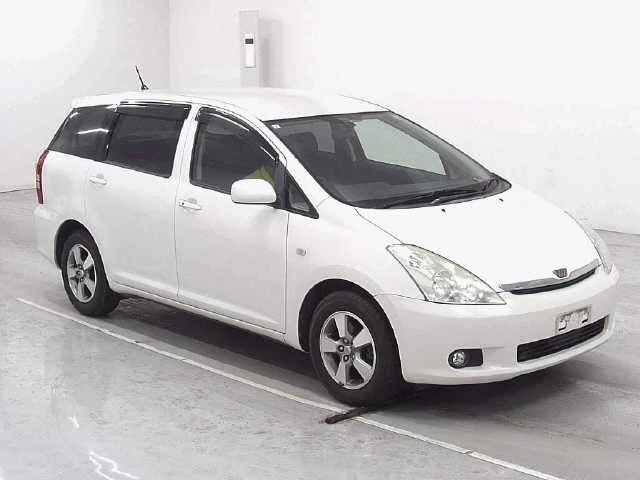 Toyota Wish  с аукциона в Японии