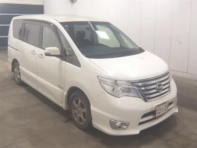 NISSAN SERENA