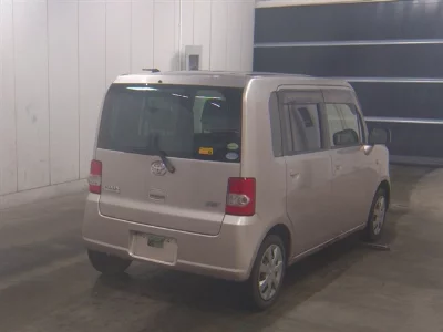 Toyota Pixis Space