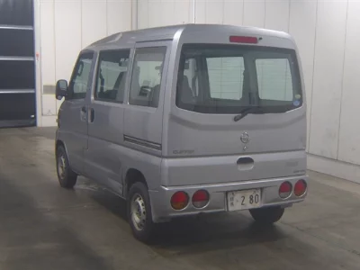 NISSAN CLIPPER VAN