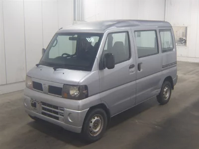 NISSAN CLIPPER VAN