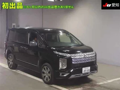 MITSUBISHI DELICA D:5