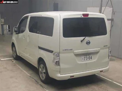 NISSAN E-NV200 WAGON