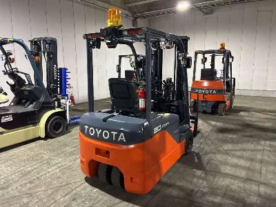 Toyota  FORKLIFT