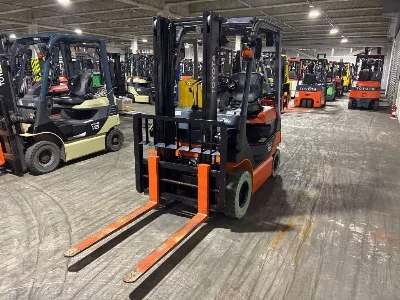 TOYOTA  FORKLIFT 
