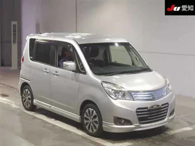 MITSUBISHI DELICA D:2