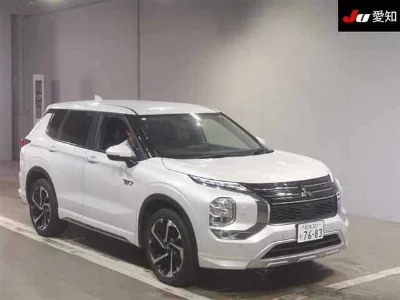 MITSUBISHI OUTLANDER PHEV