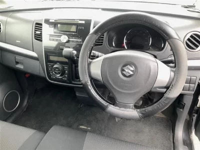 SUZUKI WAGON R STINGRAY