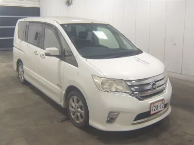 NISSAN SERENA