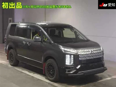 MITSUBISHI DELICA D:5
