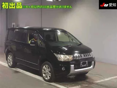 MITSUBISHI DELICA D:5