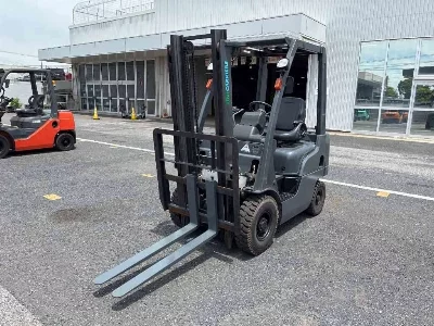 NISSAN  FORKLIFT 