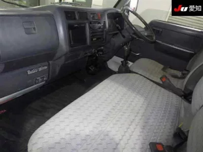 TOYOTA DYNA TRUCK
