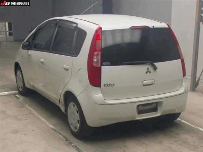 MITSUBISHI COLT