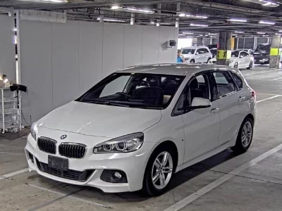BMW 2 SERIES