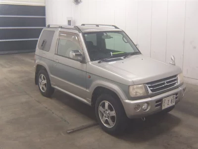 MITSUBISHI PAJERO MINI
