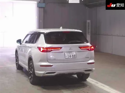 MITSUBISHI OUTLANDER PHEV