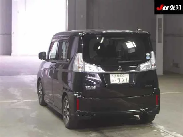 Mitsubishi Delica D:2  с аукциона в Японии