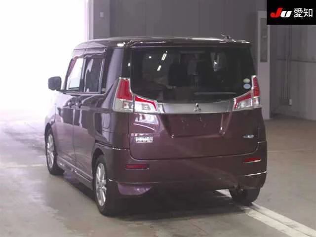Mitsubishi Delica D:2  с аукциона в Японии