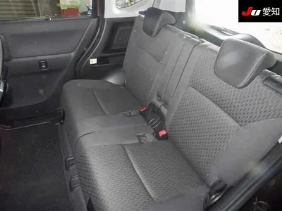 MITSUBISHI DELICA D:2