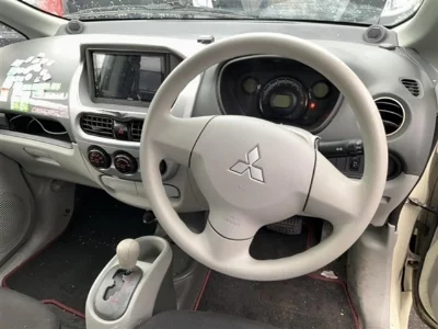 MITSUBISHI I