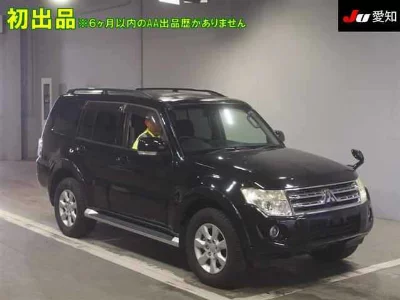 MITSUBISHI PAJERO