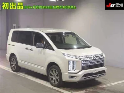 MITSUBISHI DELICA D:5