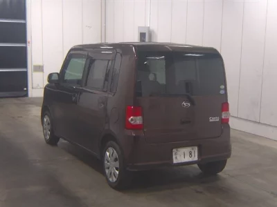 Daihatsu Move Conte