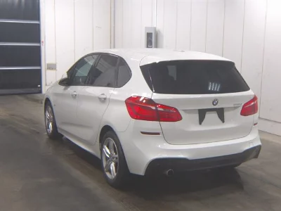 BMW 2 SERIES