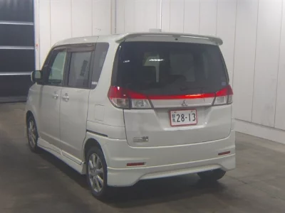 MITSUBISHI DELICA D:2