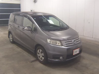 Honda Freed Spike