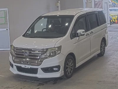 Honda STEPWGN SPADA