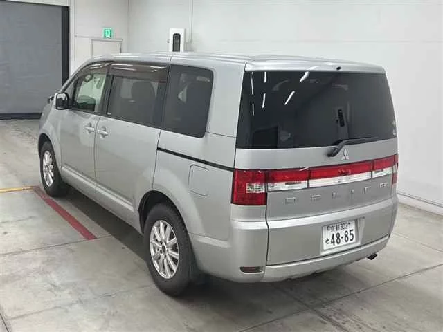 Mitsubishi Delica D:5  с аукциона в Японии