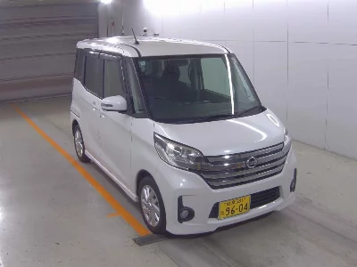 NISSAN DAYZ ROOX