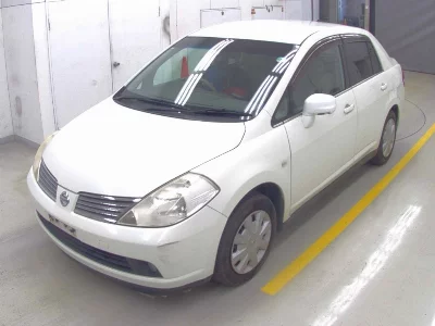 NISSAN TIIDA LATIO