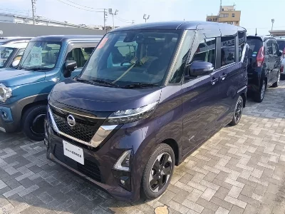 NISSAN ROOX