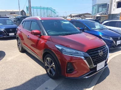 NISSAN KICKS