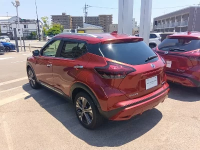 NISSAN KICKS