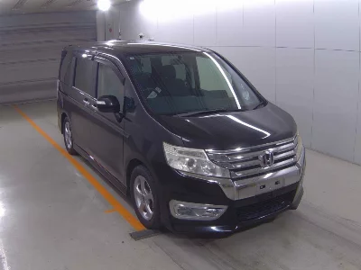 Honda STEPWGN SPADA