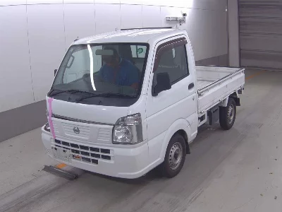 NISSAN NT100 CLIPPER