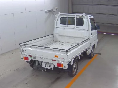 NISSAN NT100 CLIPPER