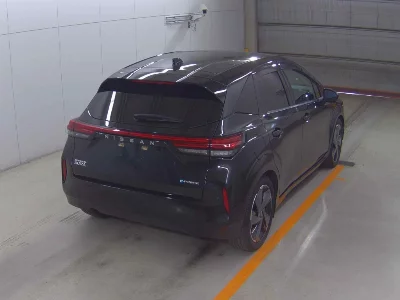NISSAN AURA