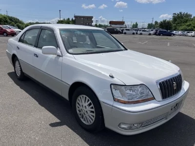 Toyota CROWN MAJESTA