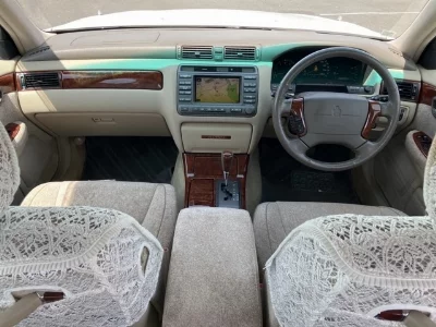 Toyota CROWN MAJESTA